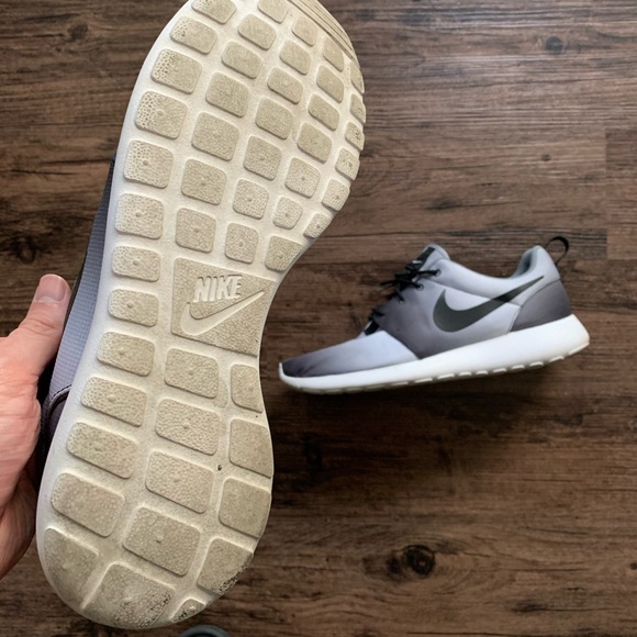 Nike ROSHE size 11 - Picture 3 of 3
